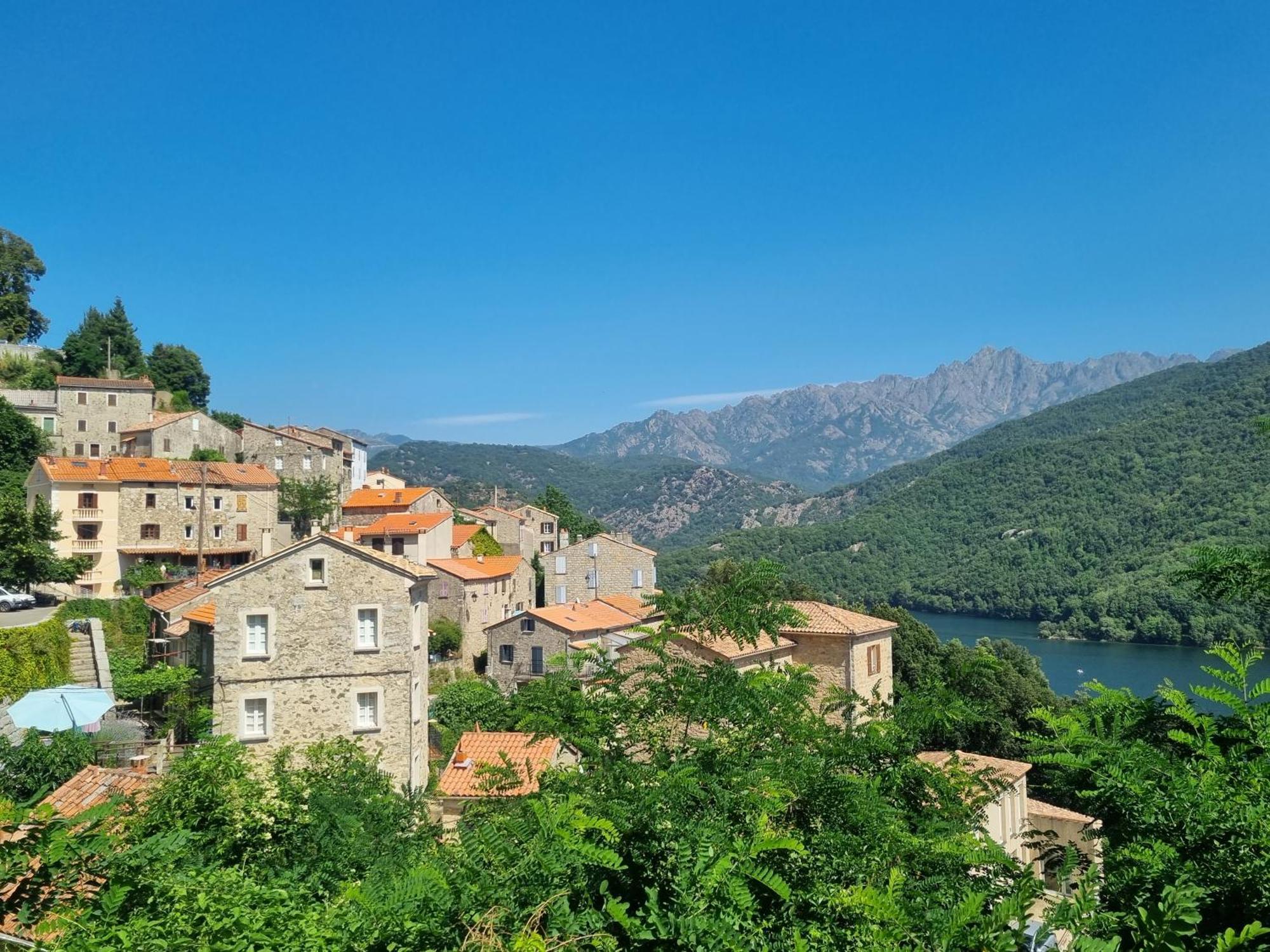 Cote Lac Tolla Exterior photo